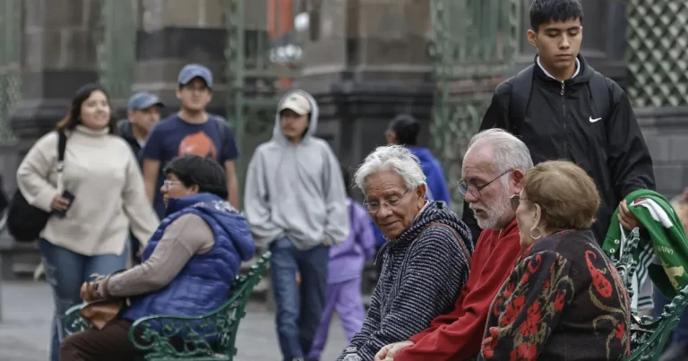Hay más adultos mayores en México: Inegi (Foto de internet)