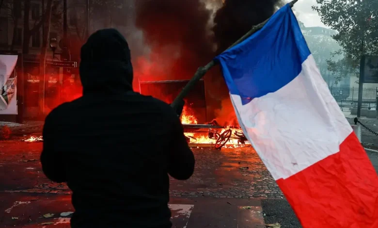 francia 108 detenidos en parís al cierre del fin de semana