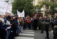 Francia enfrenta nuevas protestas mientras continúan las detenciones por disturbios
