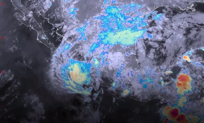 tormenta trudy trae fuertes lluvias y oleaje a jalisco